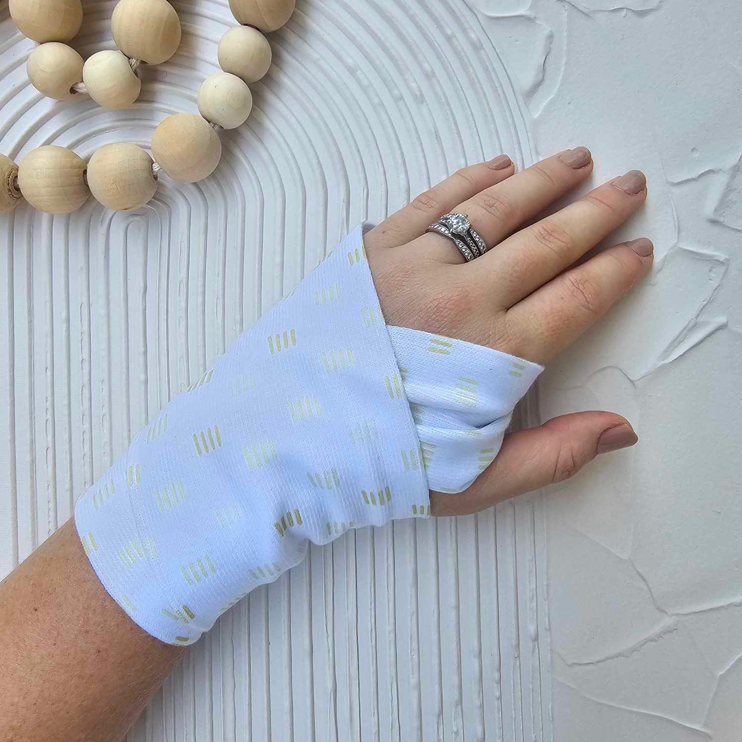 Starter Bundle | Itty Bitty Boo Boo Ice Pack Wrap – Stays Put! – Itty ...